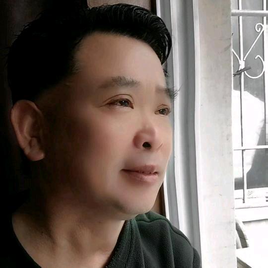 笑一