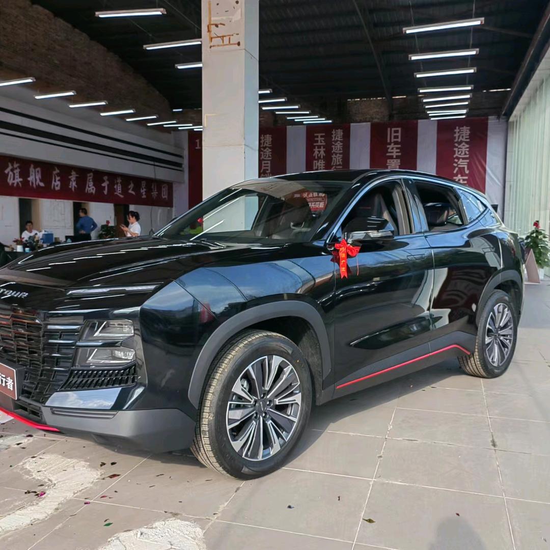 轻舟已过万重山