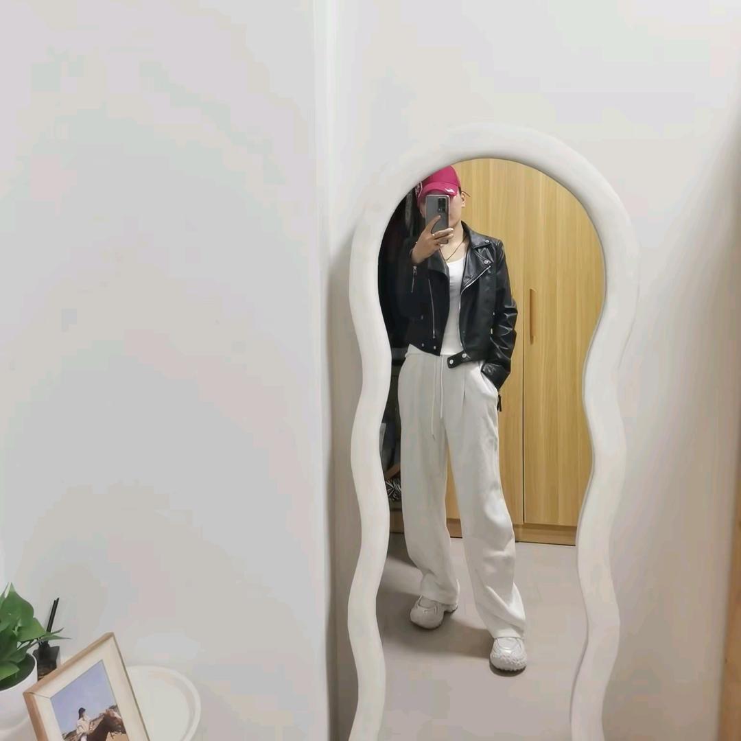 。。。！！