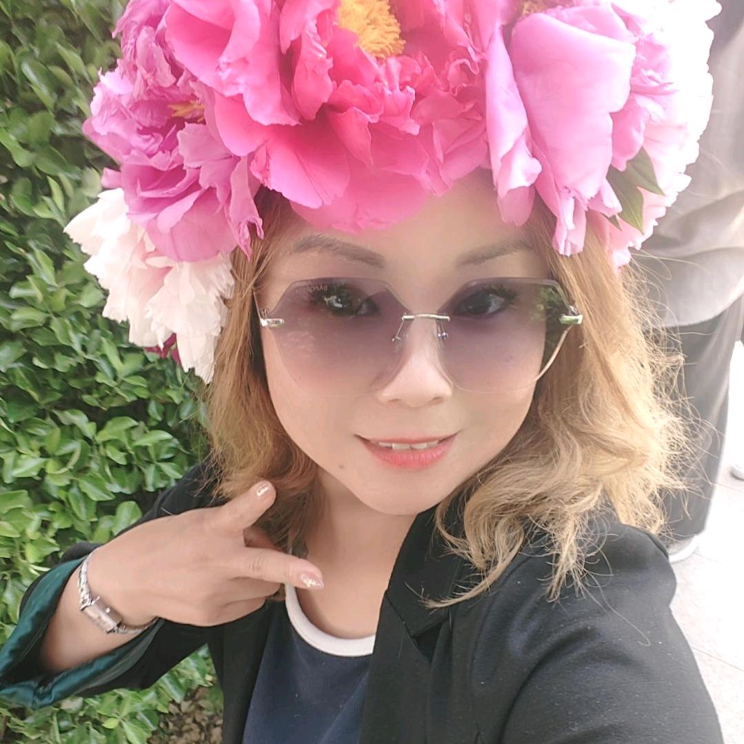 ♀╭(刺ε芯)╮♀