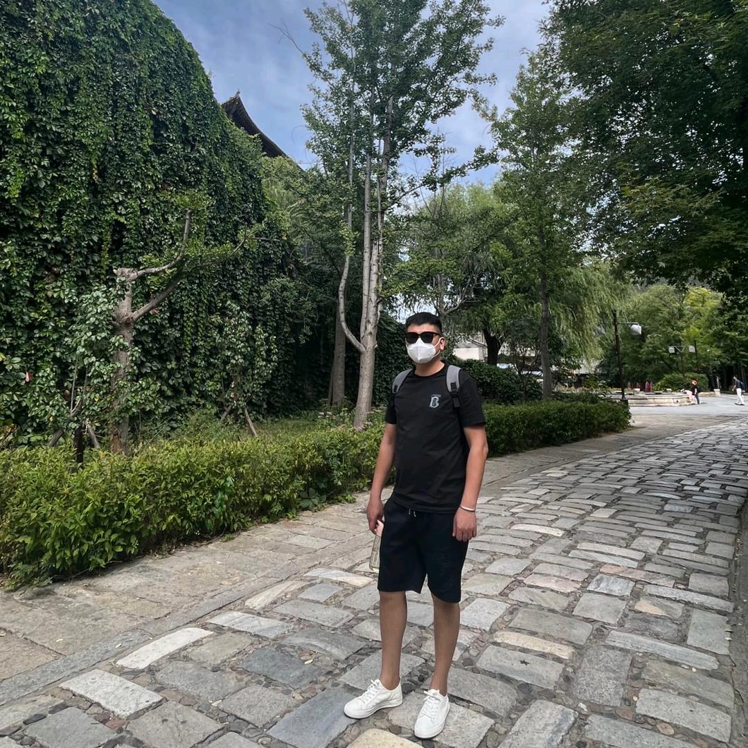 东兴路吴彦祖