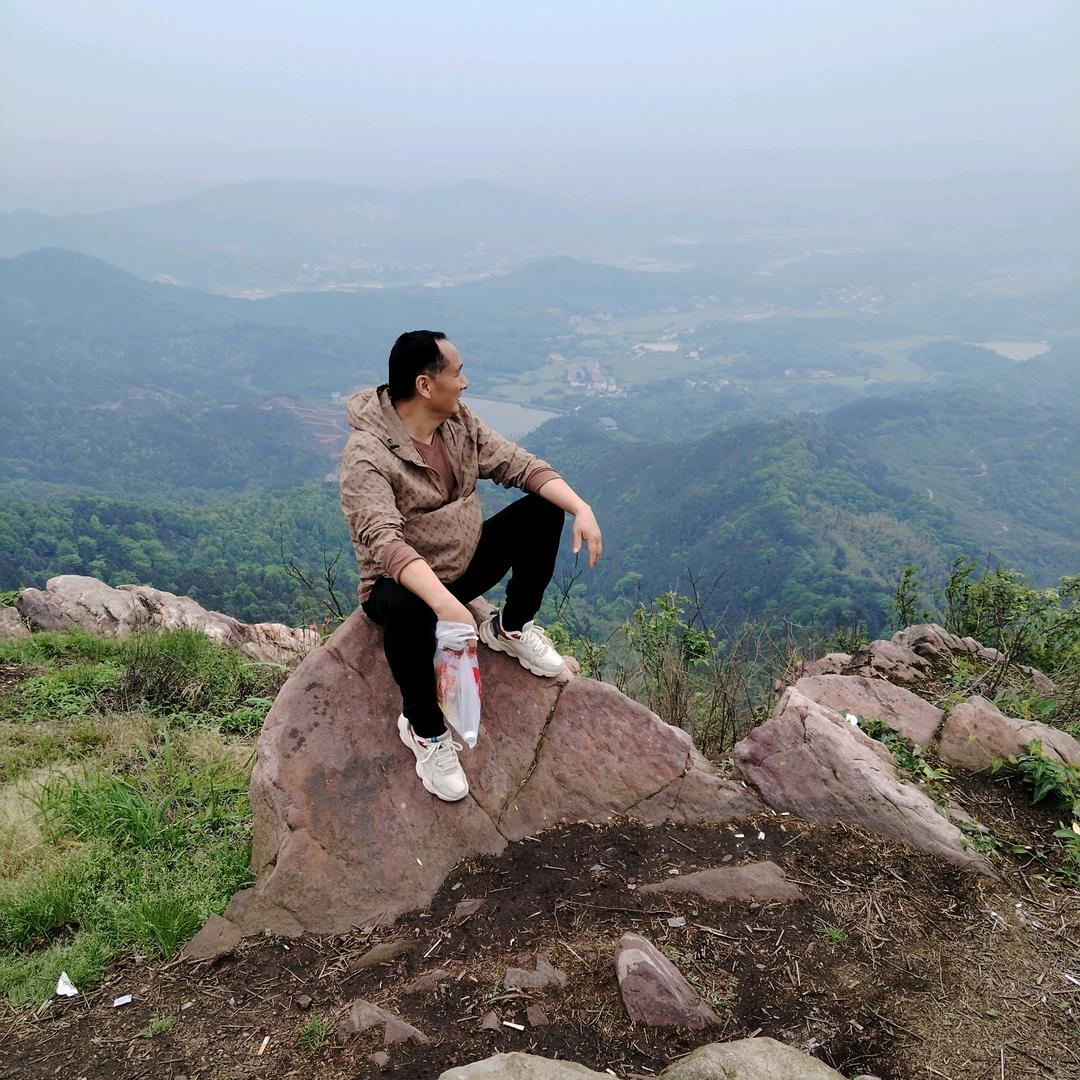 刚刚好๑ᵔ⌔ᵔ๑