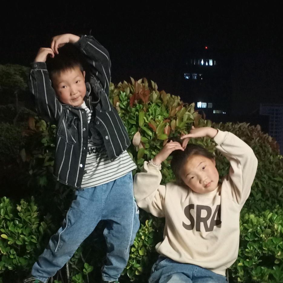 治善荮葤服装店