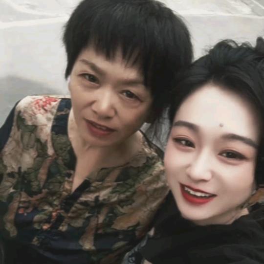 祁家小女