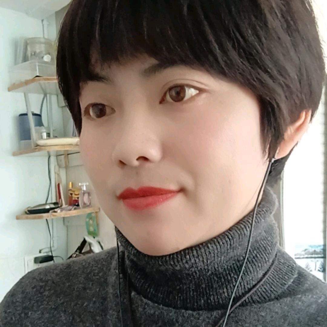 莉莉姐🎤😊😊