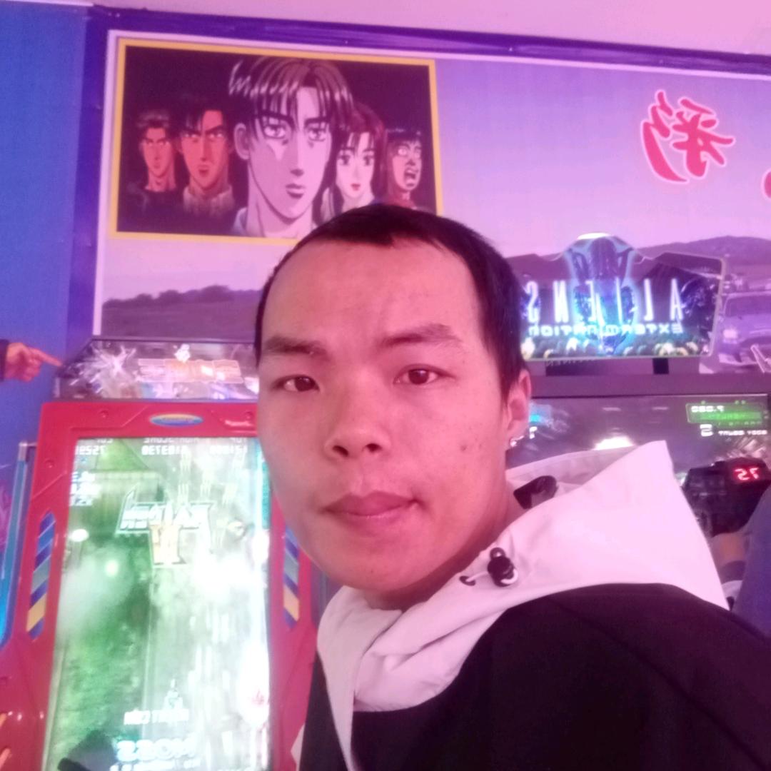 莫加隆