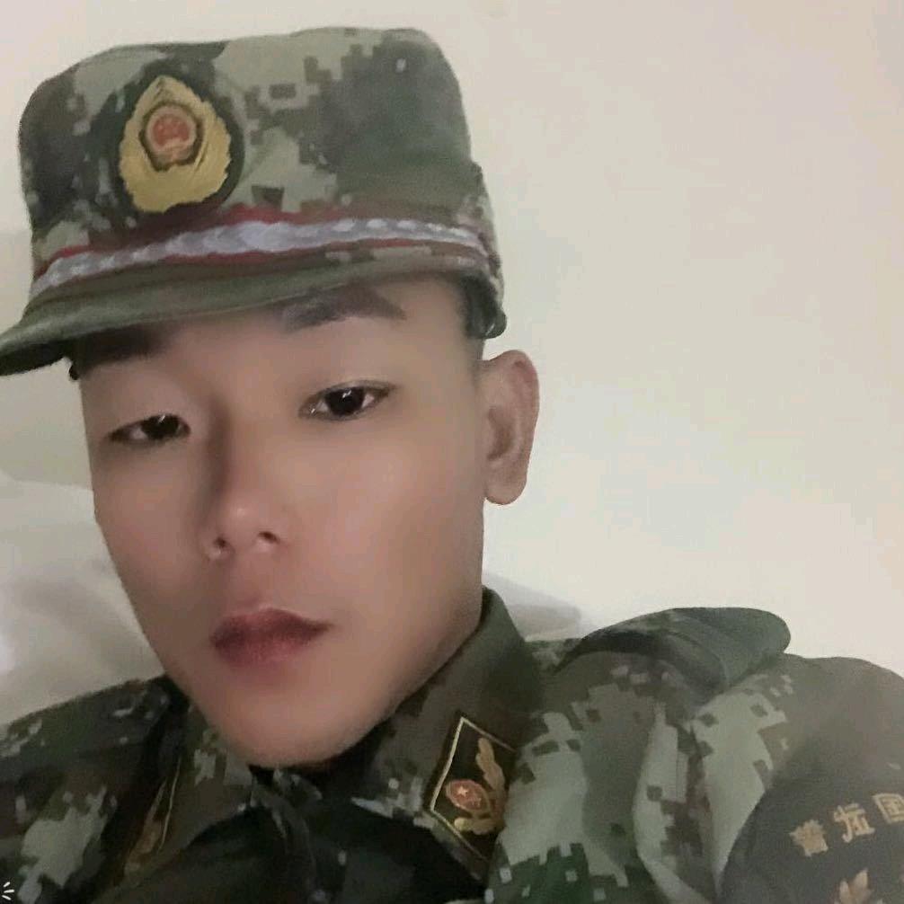 ✎一身戎装🇨🇳