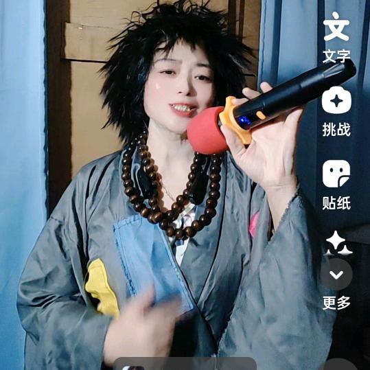 花姐（尊师疯霸大姐）