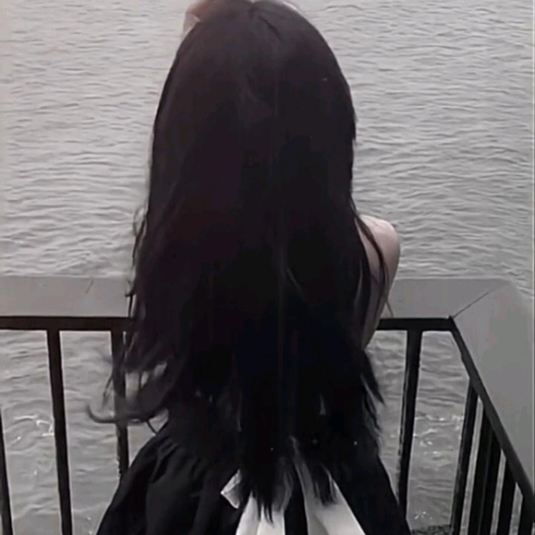 ပြုံးပြုံးလေပဲ🙂😊