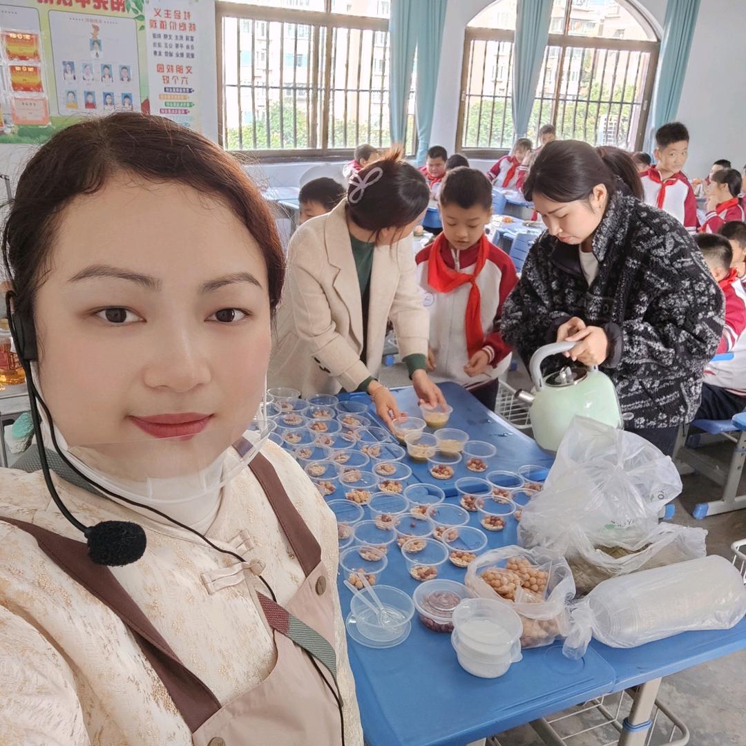 周周•油茶轻食馆