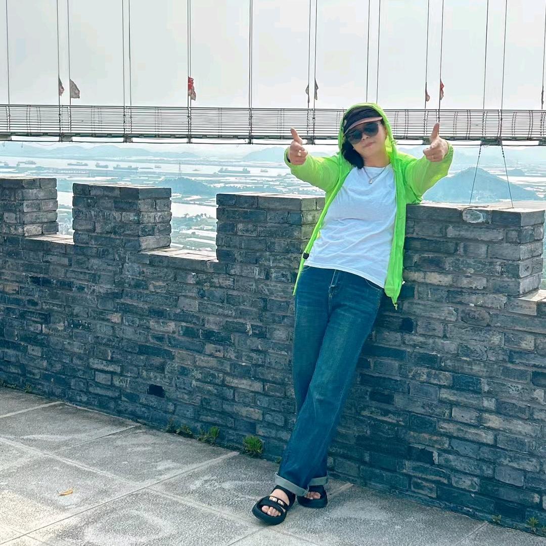 影💕子