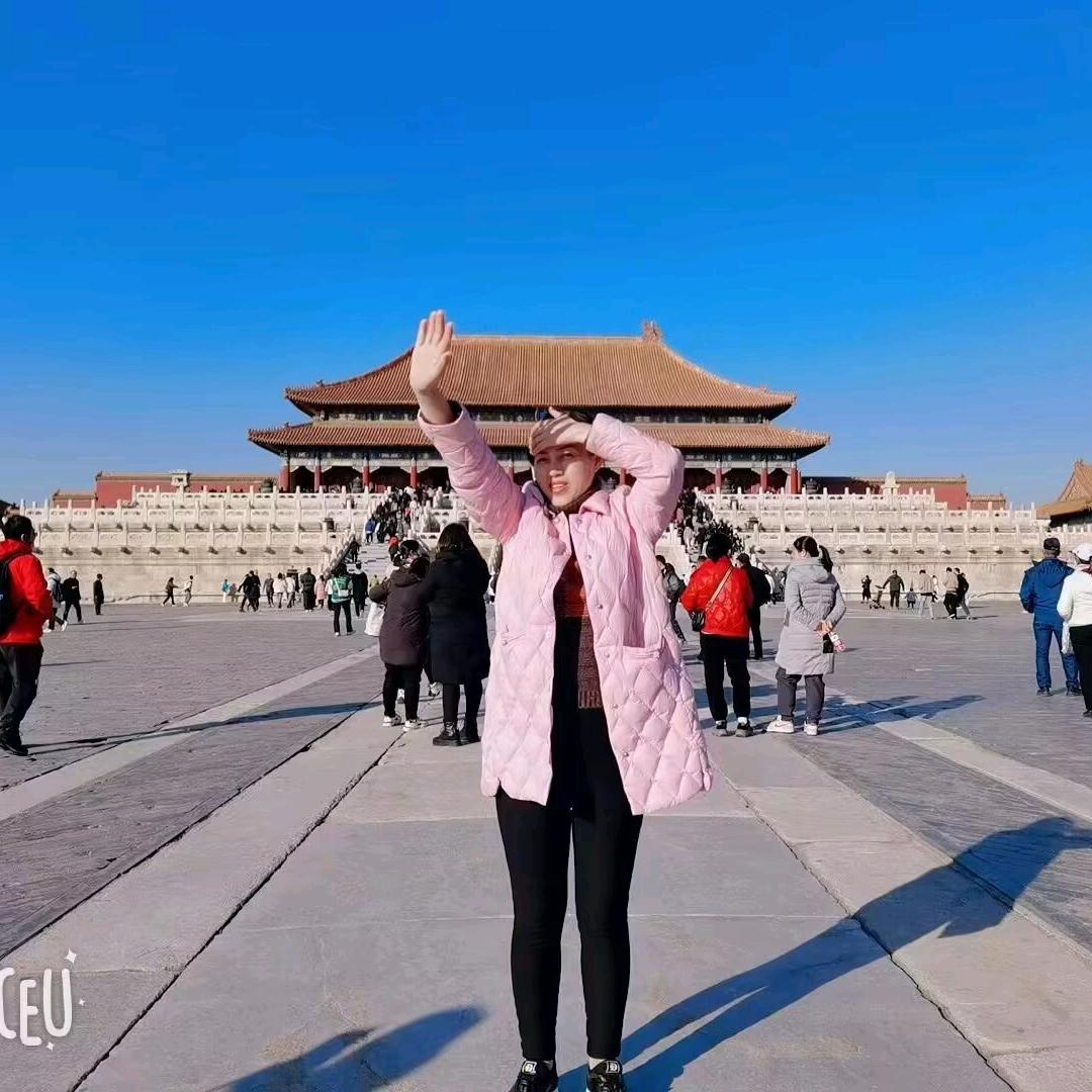 努力的中年大妈