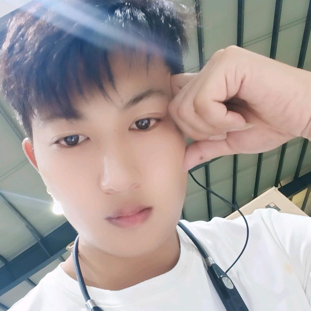 小 卯 🌻