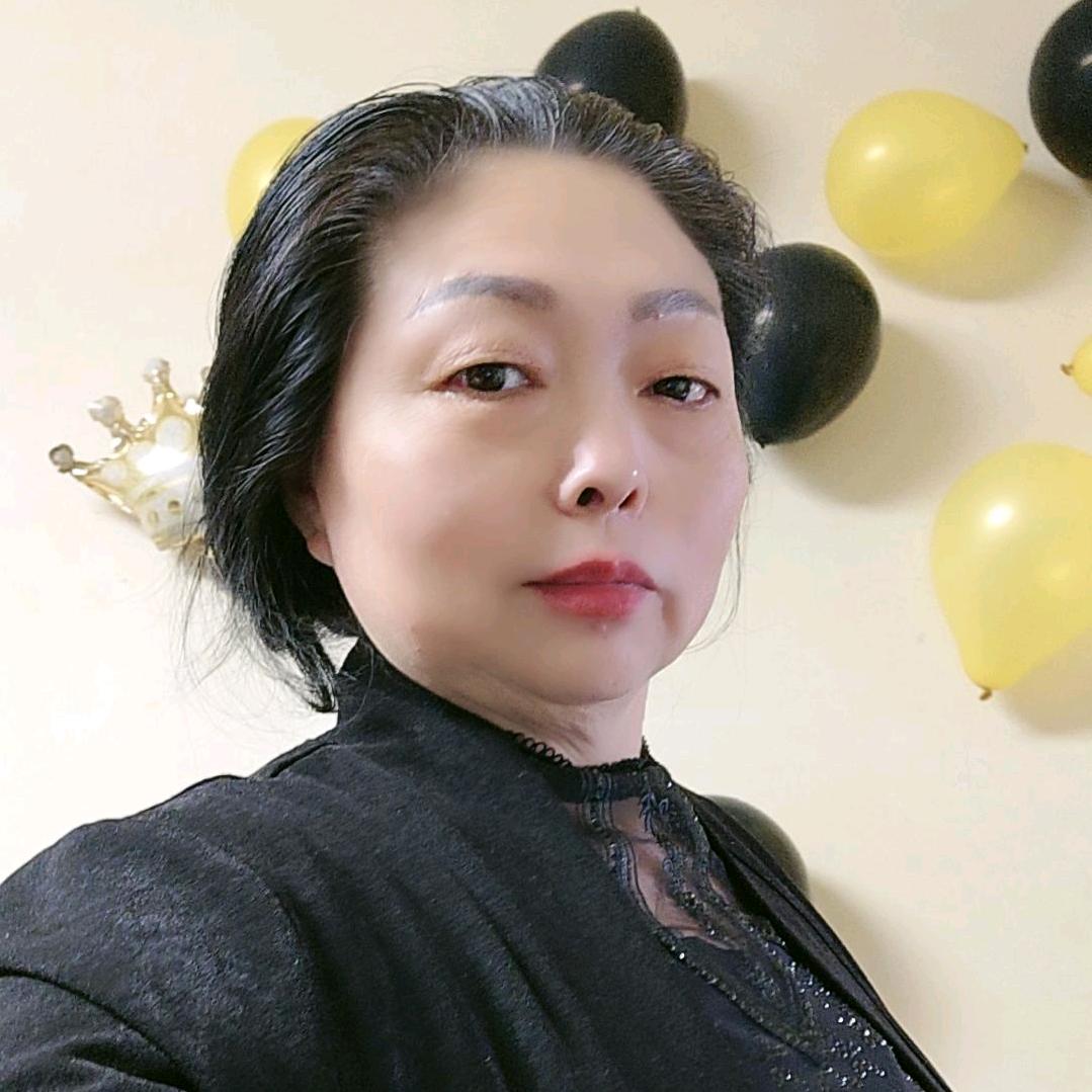 赵静