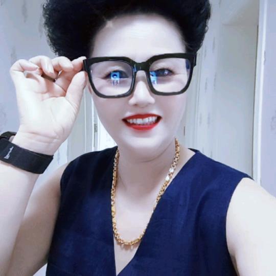 绿叶服装