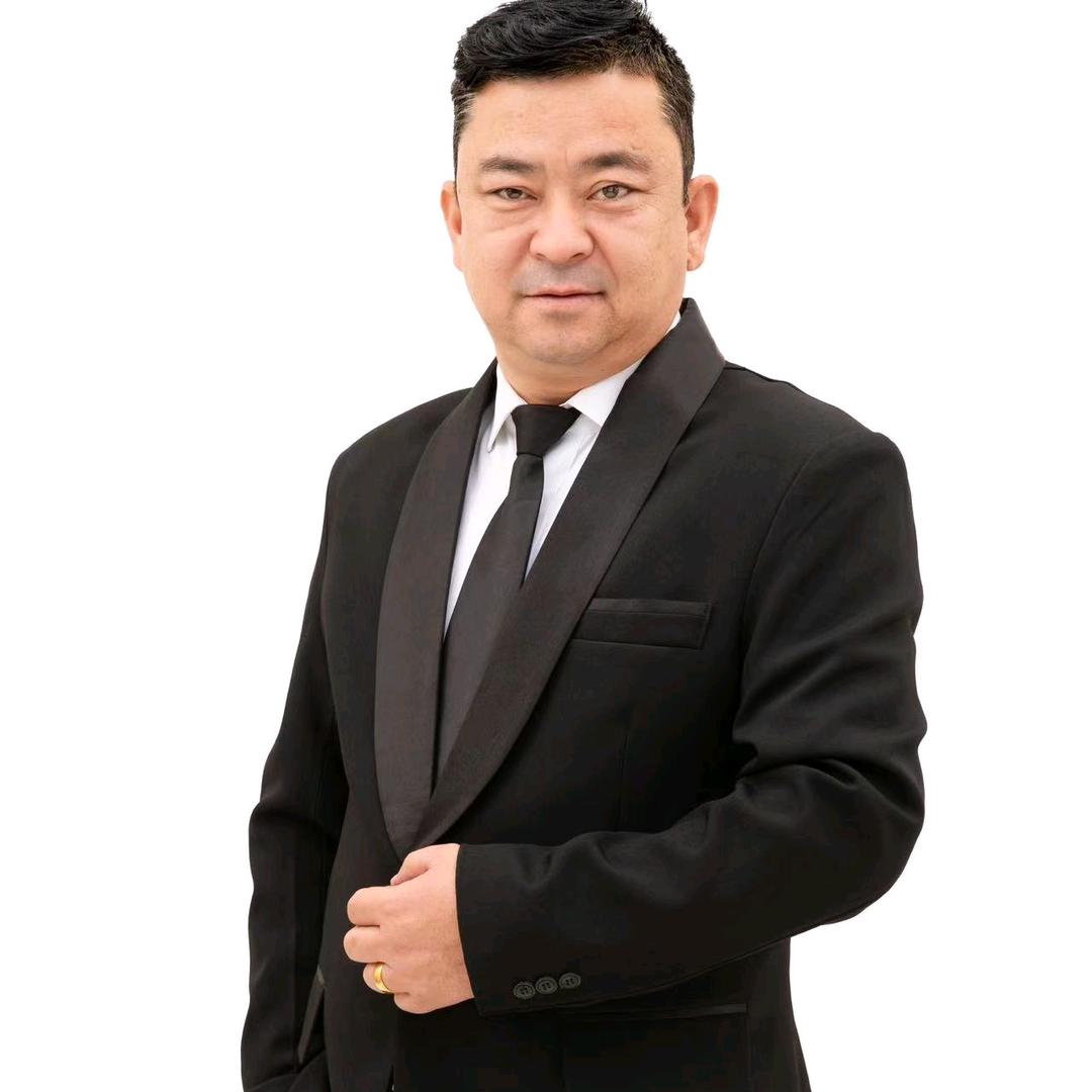 艾大师