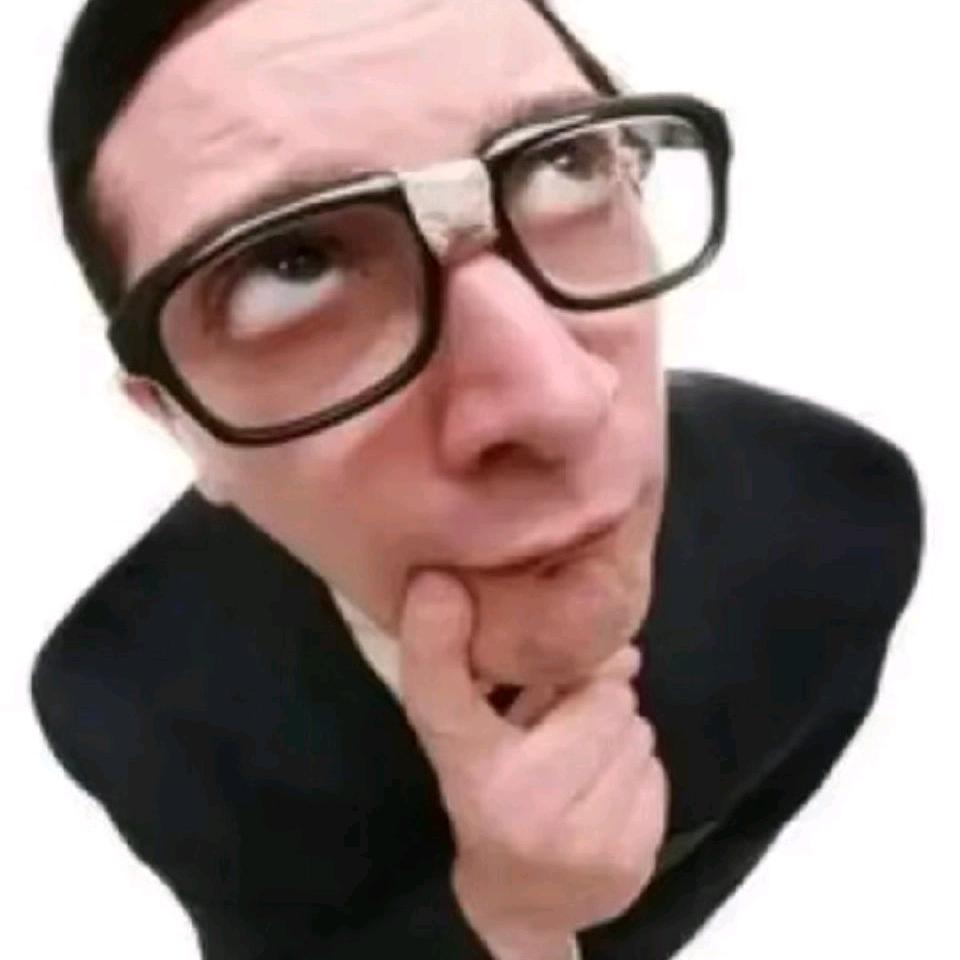 蟑螂大战邪恶暴龙兽