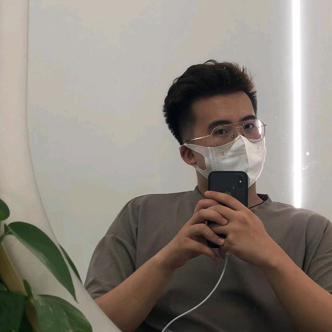 尼古拉斯文