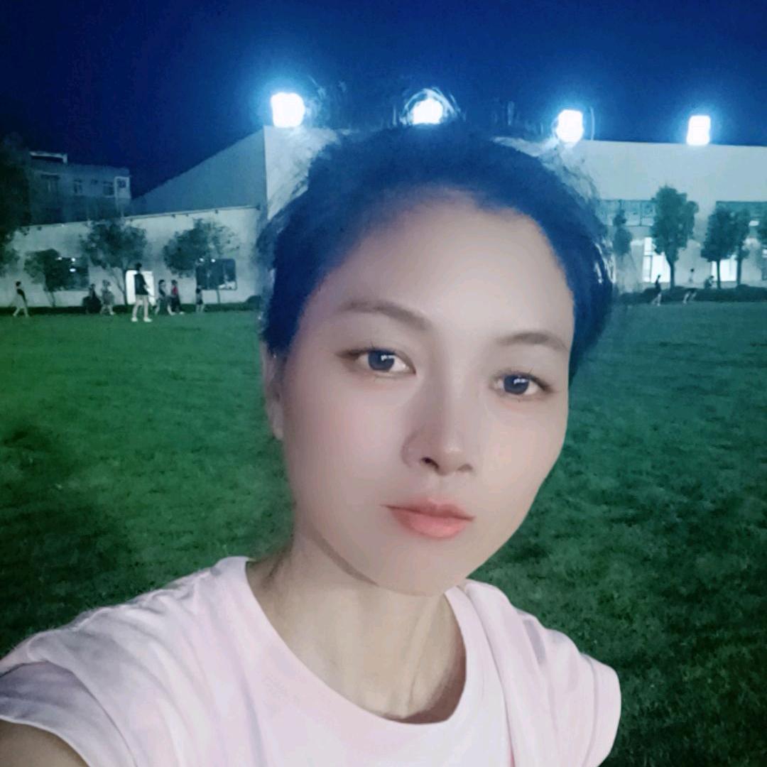 本人姓唐名叫唐子辉在家排行老三