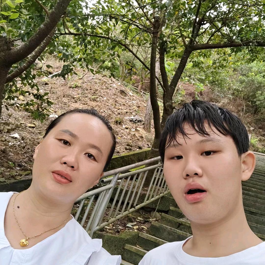 开心就好😜😜