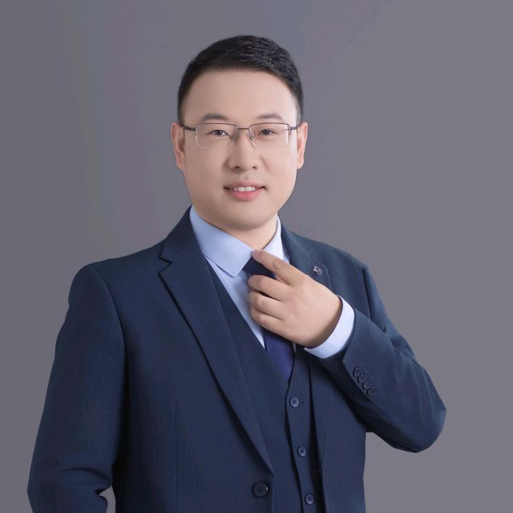 启正上镜王鹏
