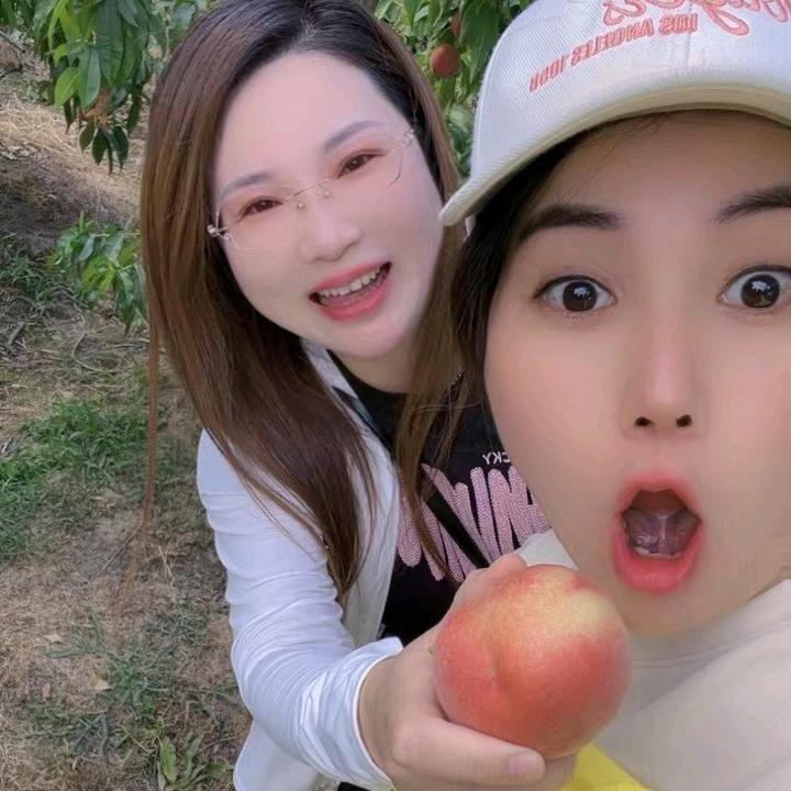 涵涵爱零食