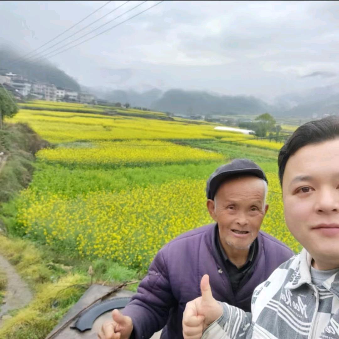 屋檐下的故事