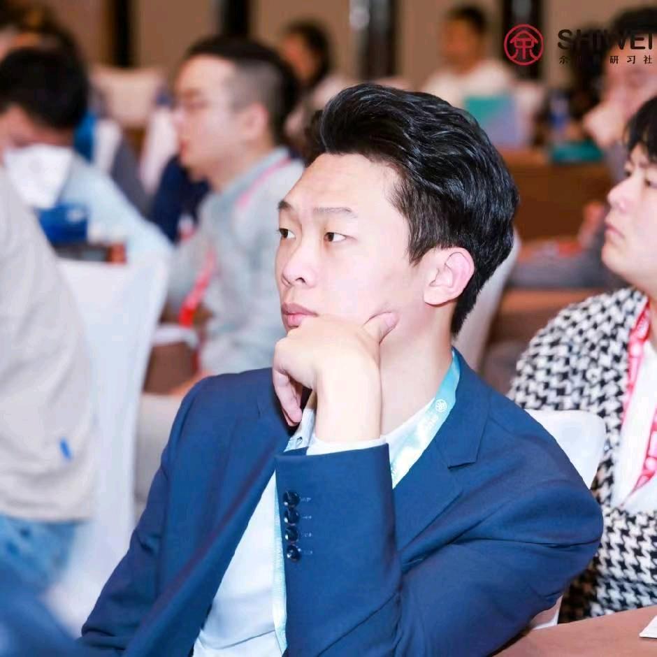洪江老师助理