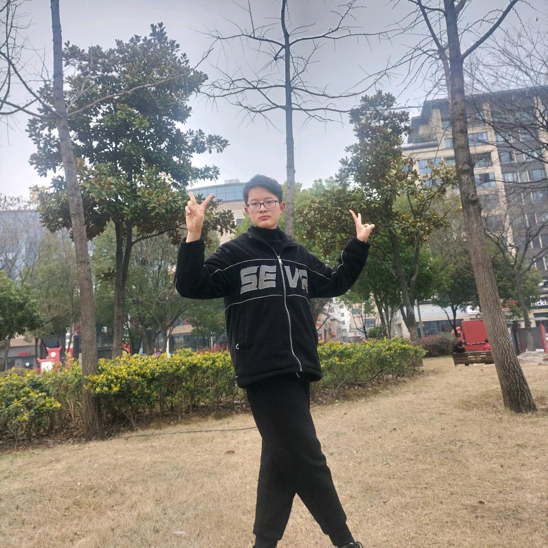 河南俊岩大帅哥(卖酱豆)