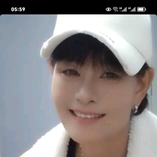 笑笑77275