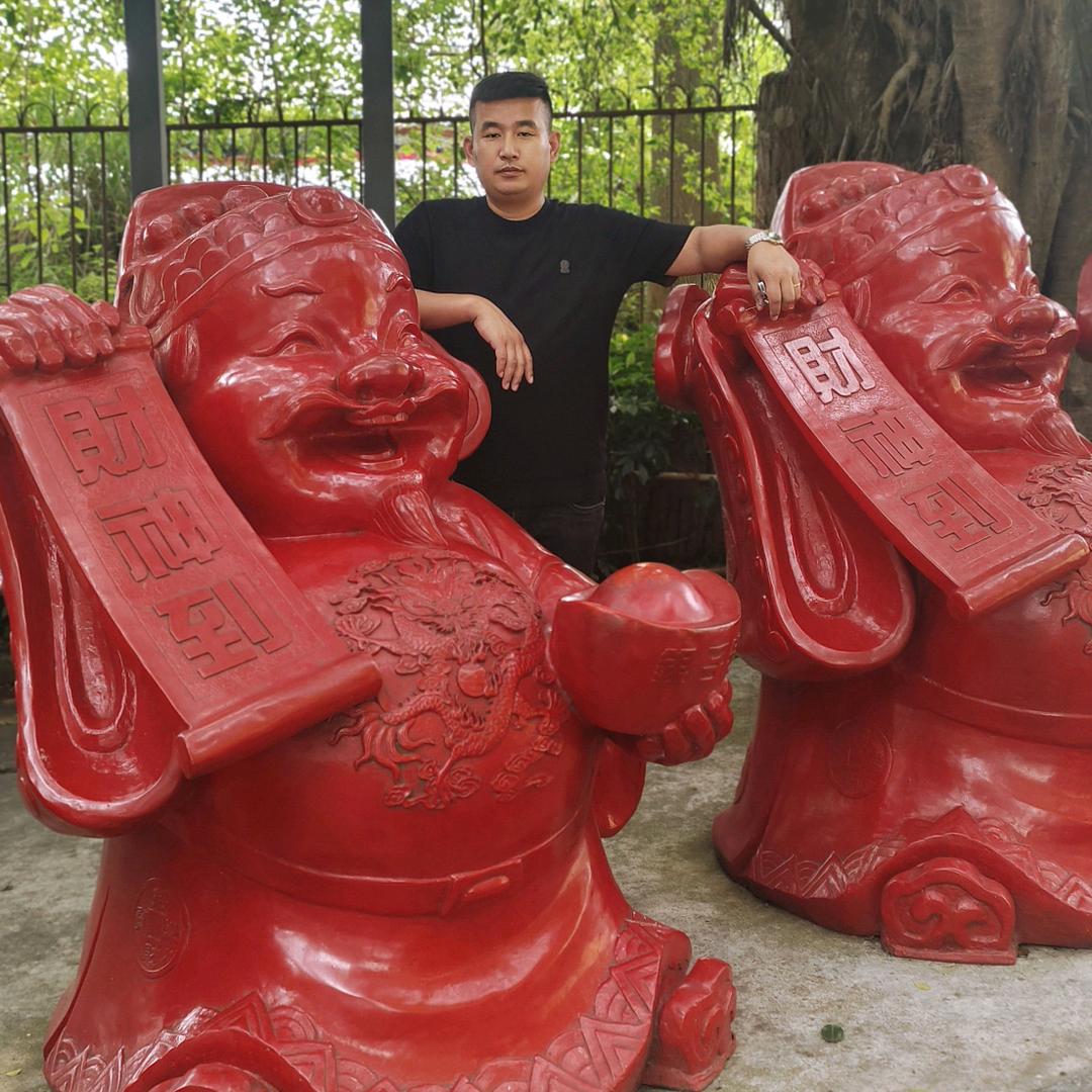 再生资源回收木方.废摸板，槽钢等