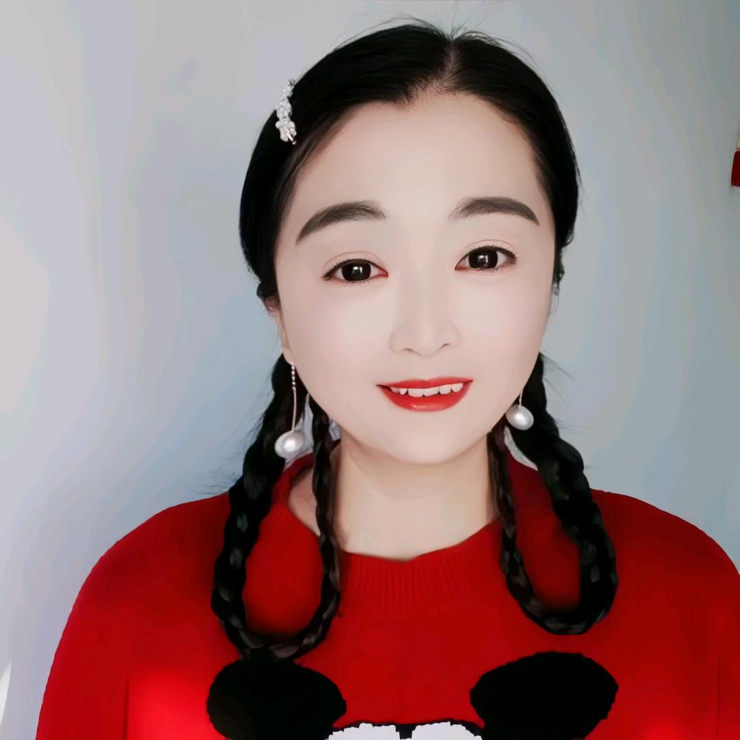 小虎牙💕