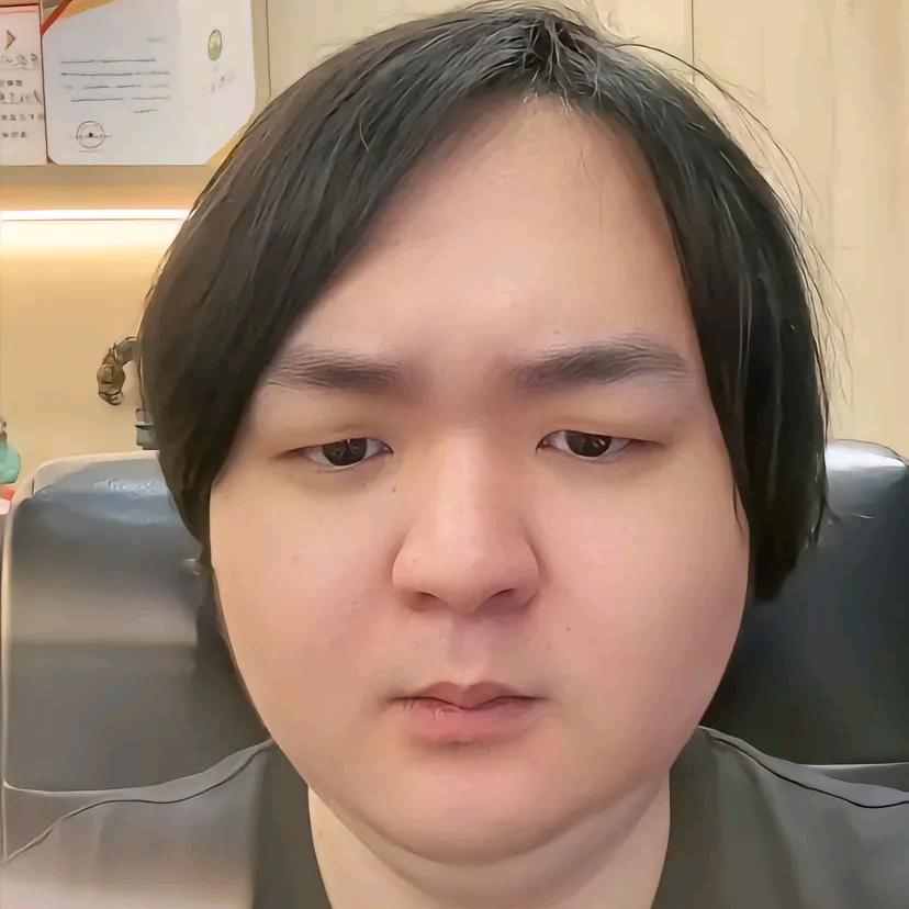 薄冰哥