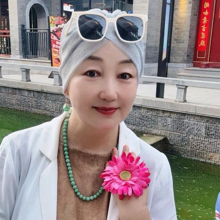 摆姐在三亚