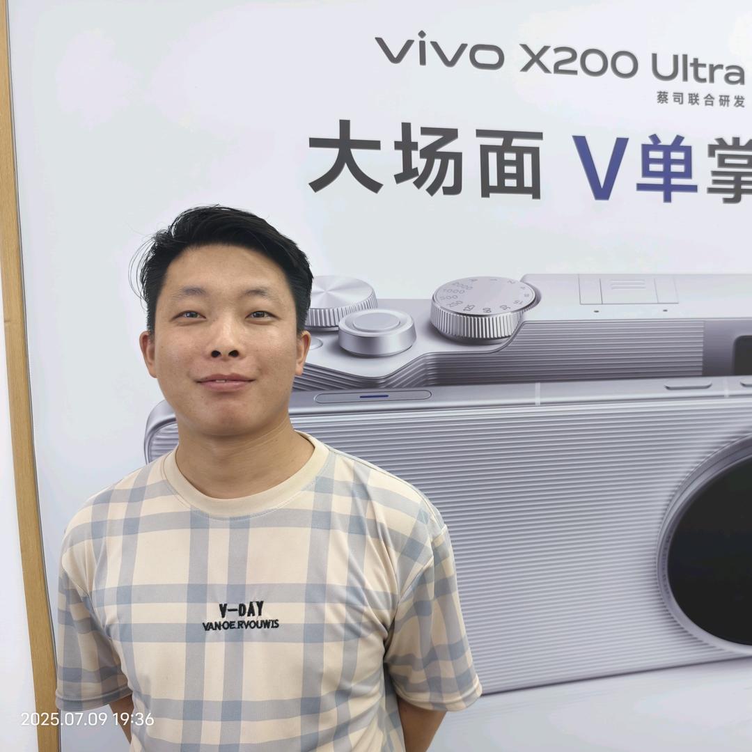 卖手机的小东仔