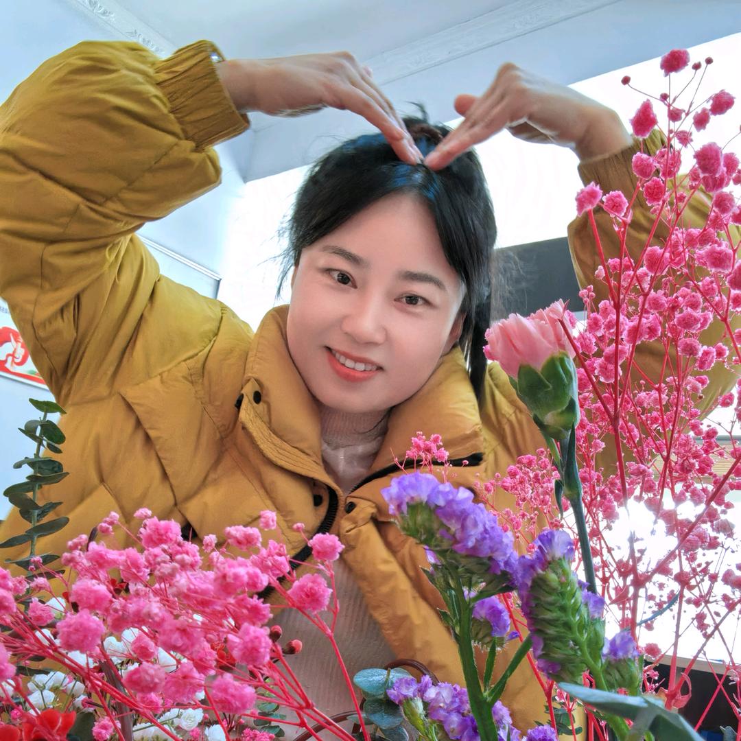 平河村邹伏香