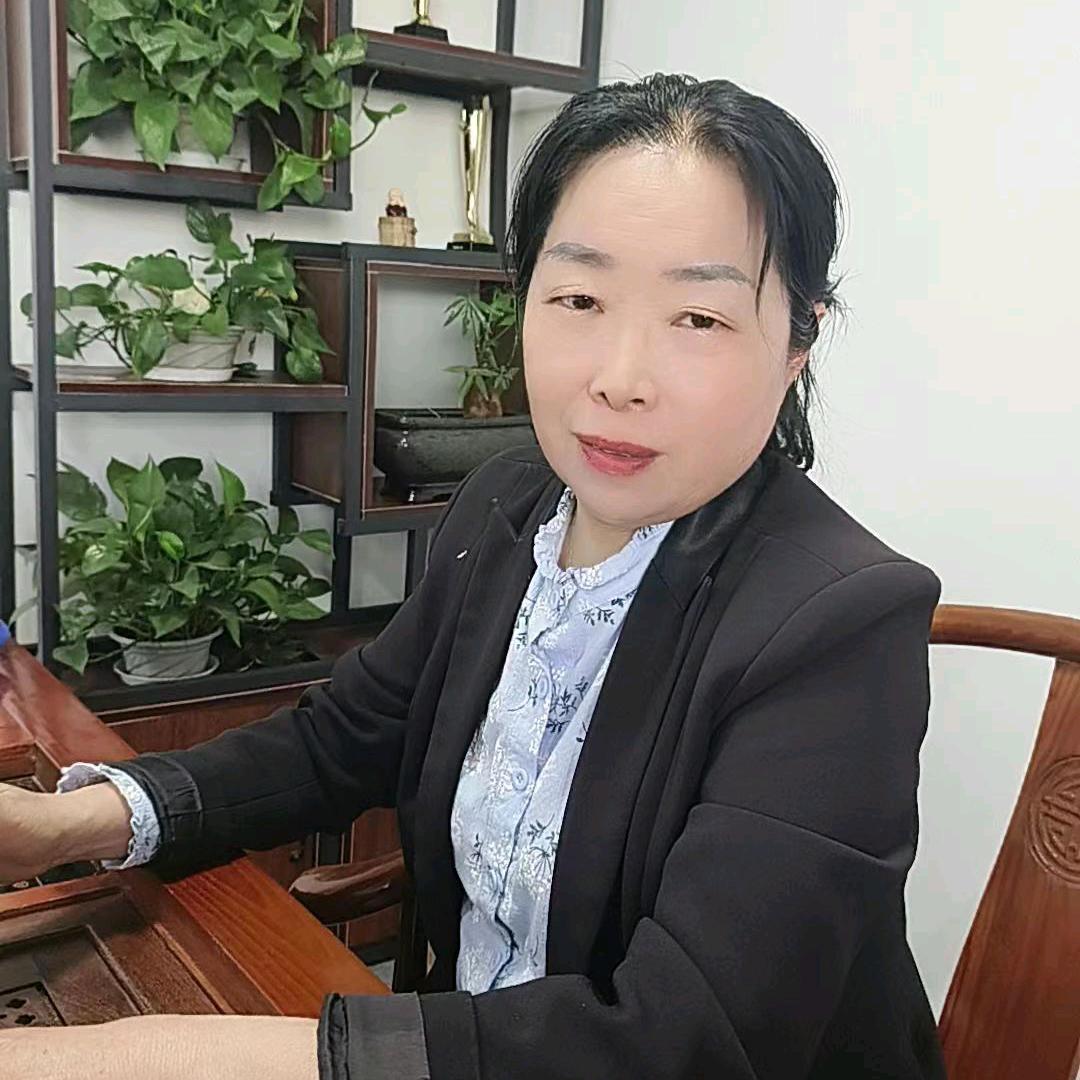 荣丽保姆