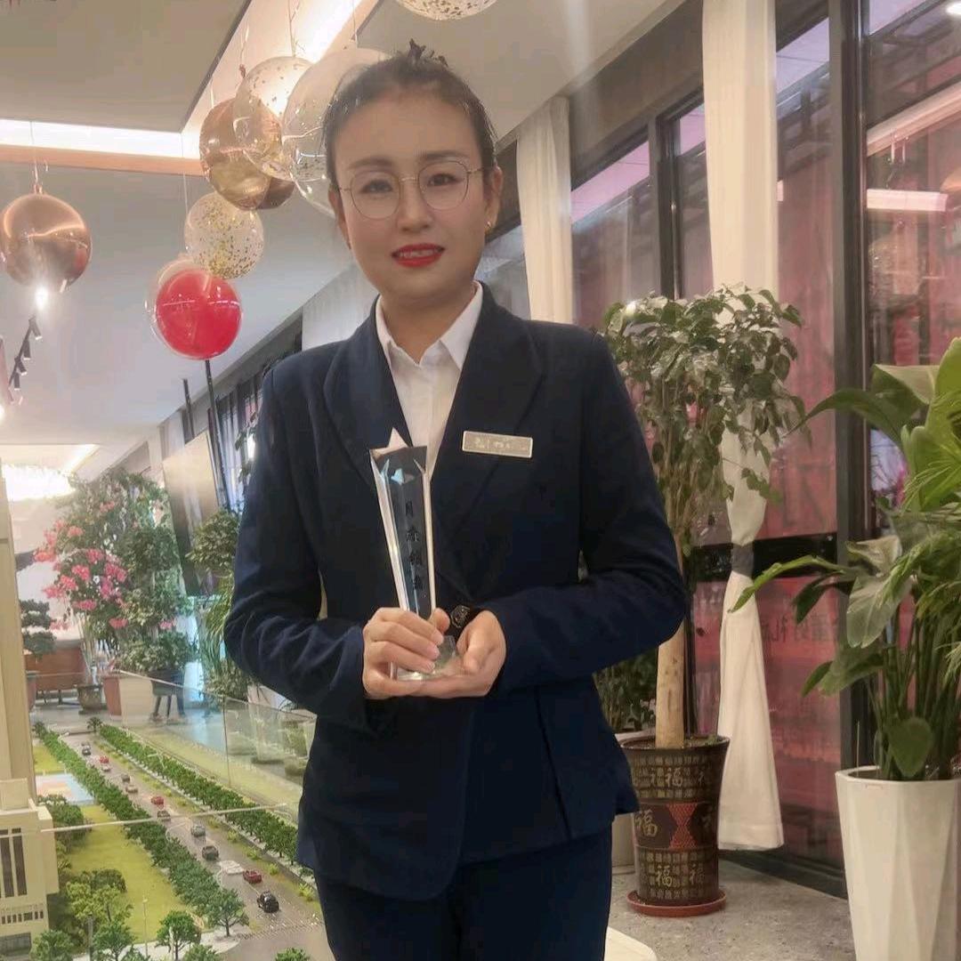 嘉峪关中鹏地产苗苗💋