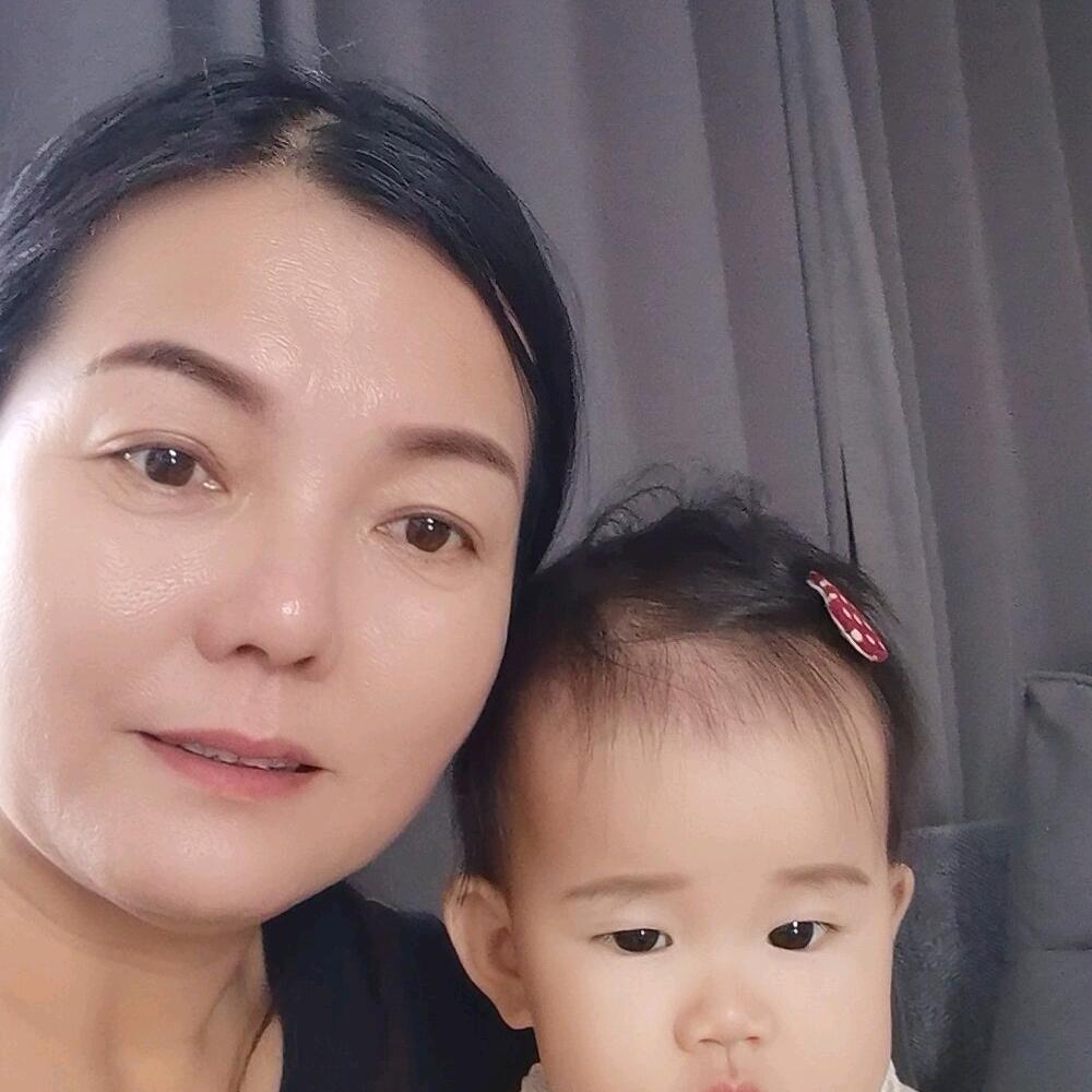阳光明美