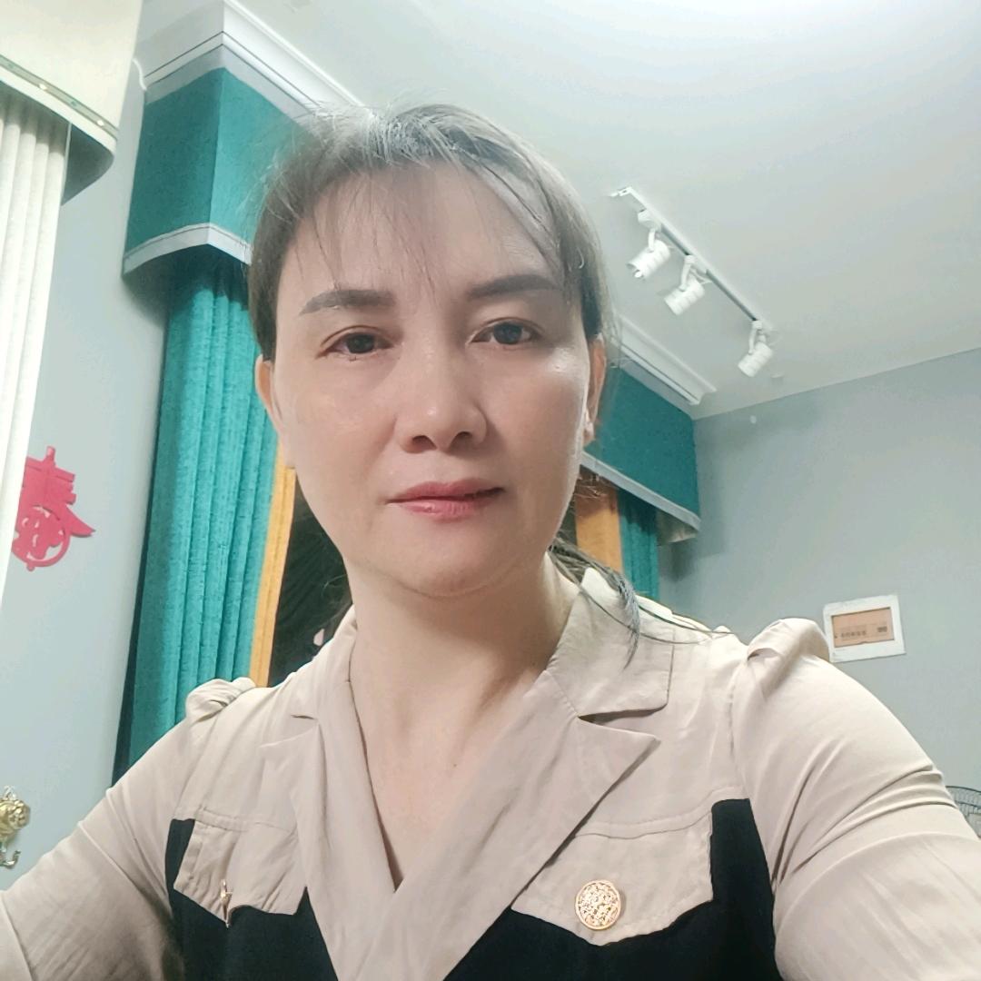 昭平窗帘梁姐.