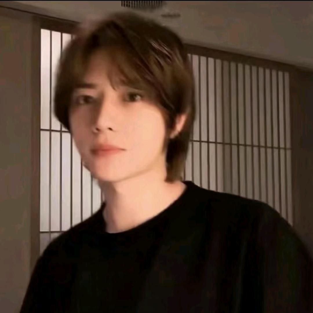 瑶瑶啊(˃ ⌑ ˂ഃ )