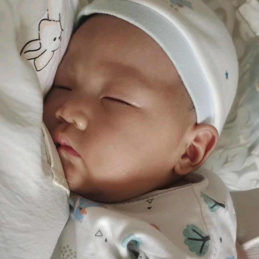 @催乳育儿指导辰辰妈