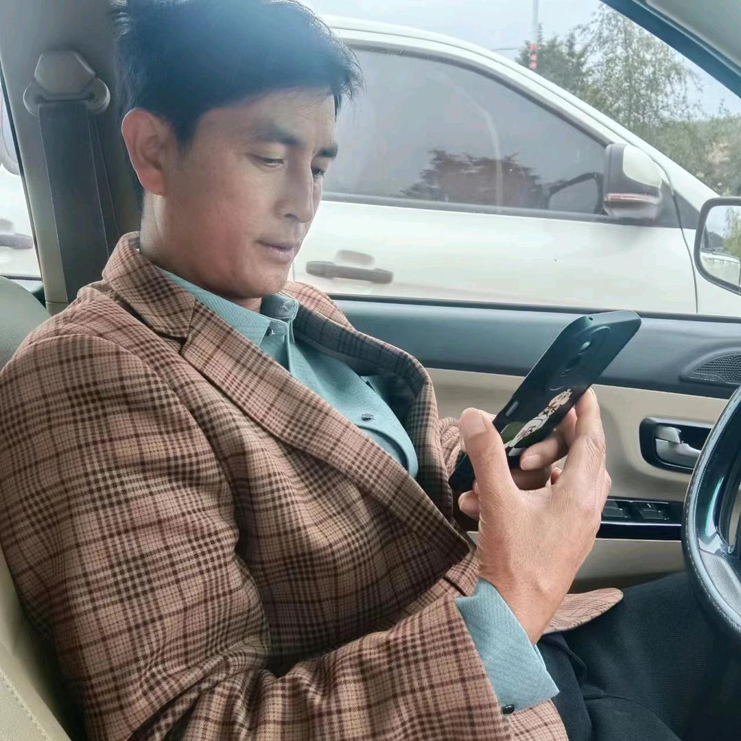 单身 爸爸快快乐乐过好每一天