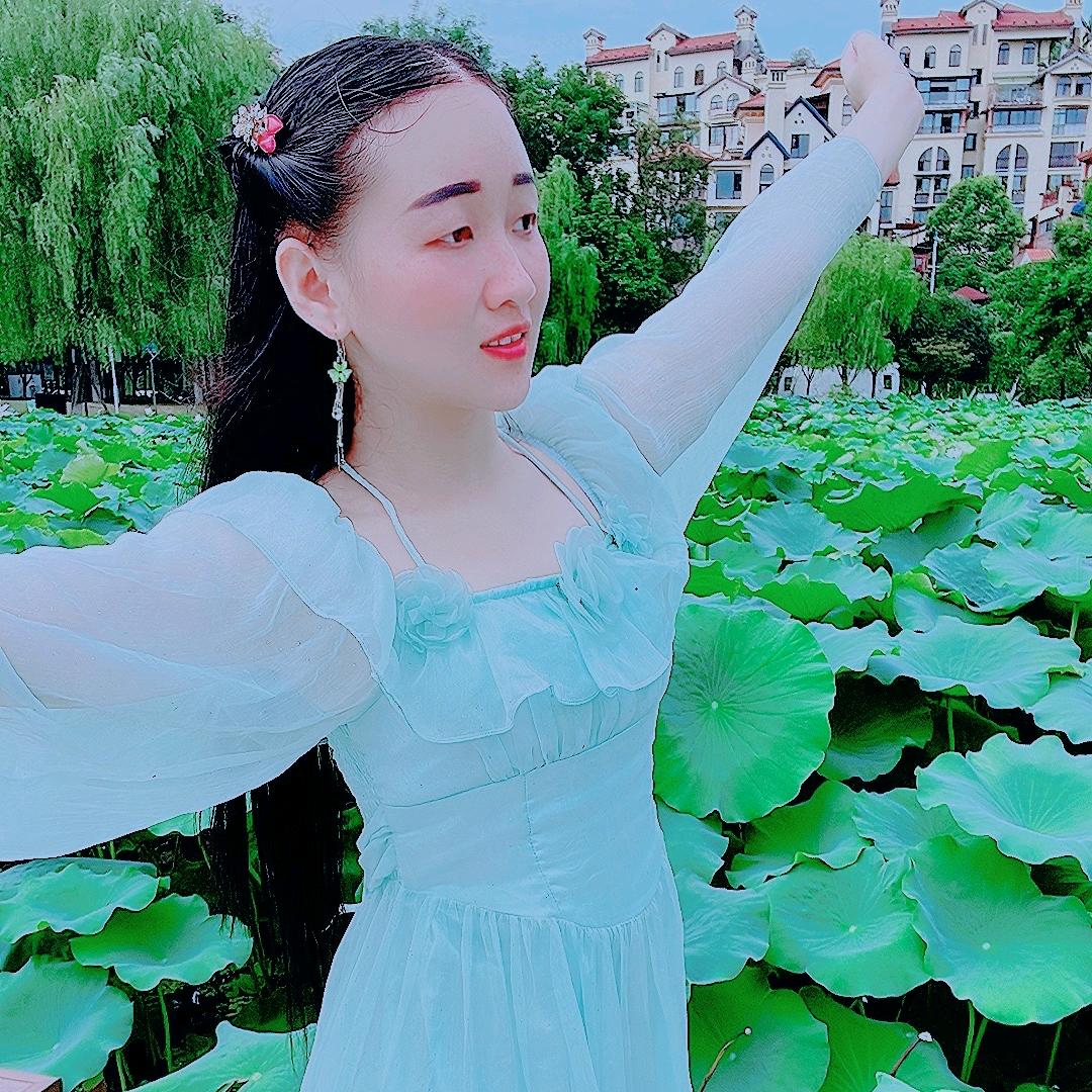 左小美