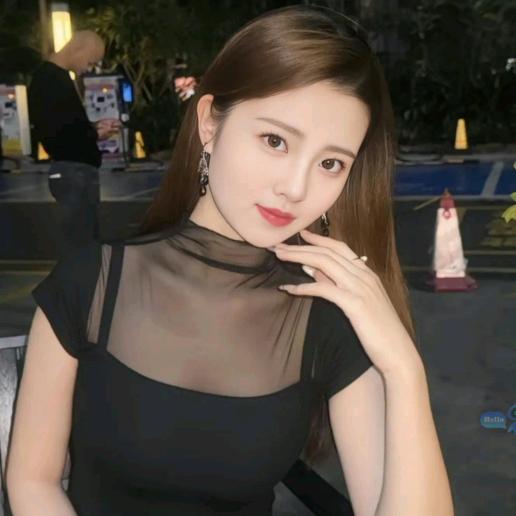 小曼