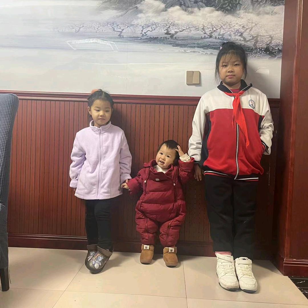 李小