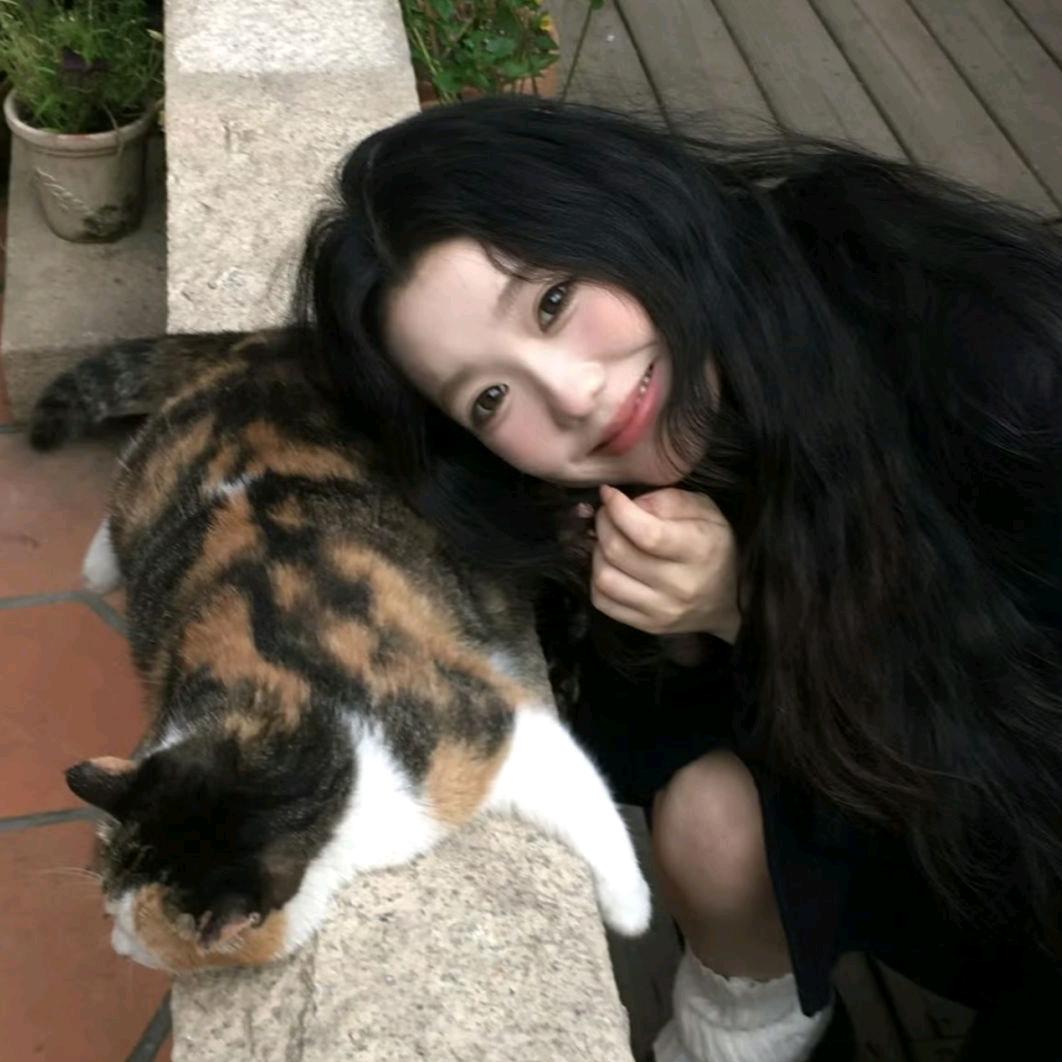 霆励汽车-主播雯雯