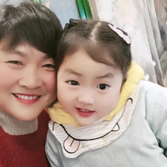 平凡的人，批发水果，西瓜，甘蔗