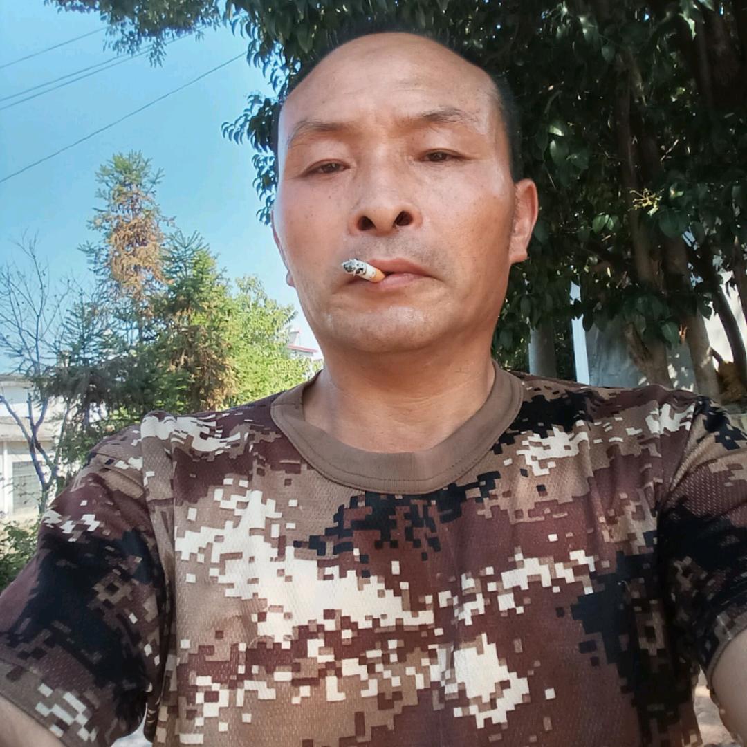 🌹云端孤鹰1971🐷单身的陈🌹