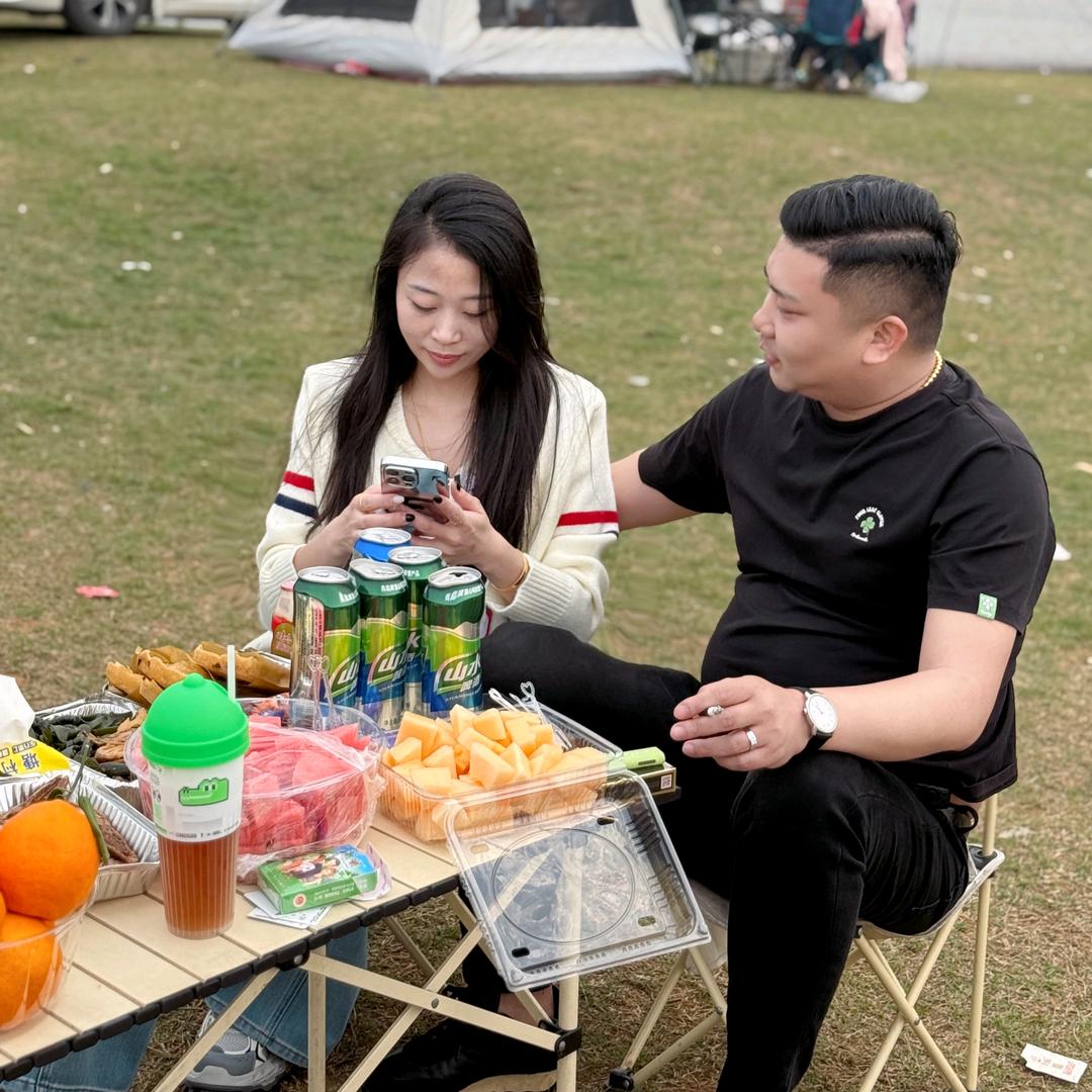 披着狼皮的羊。